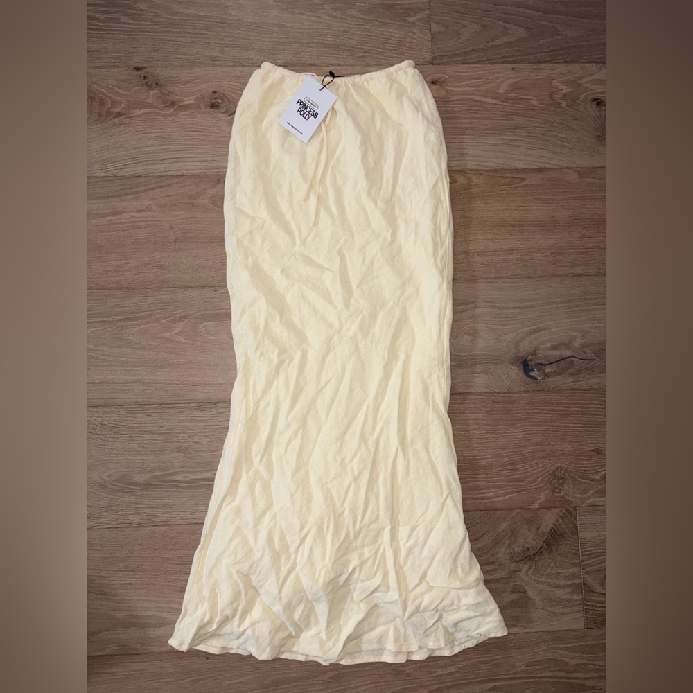 Brand new Princess Polly yellow maxi skirt Size 0 with tags